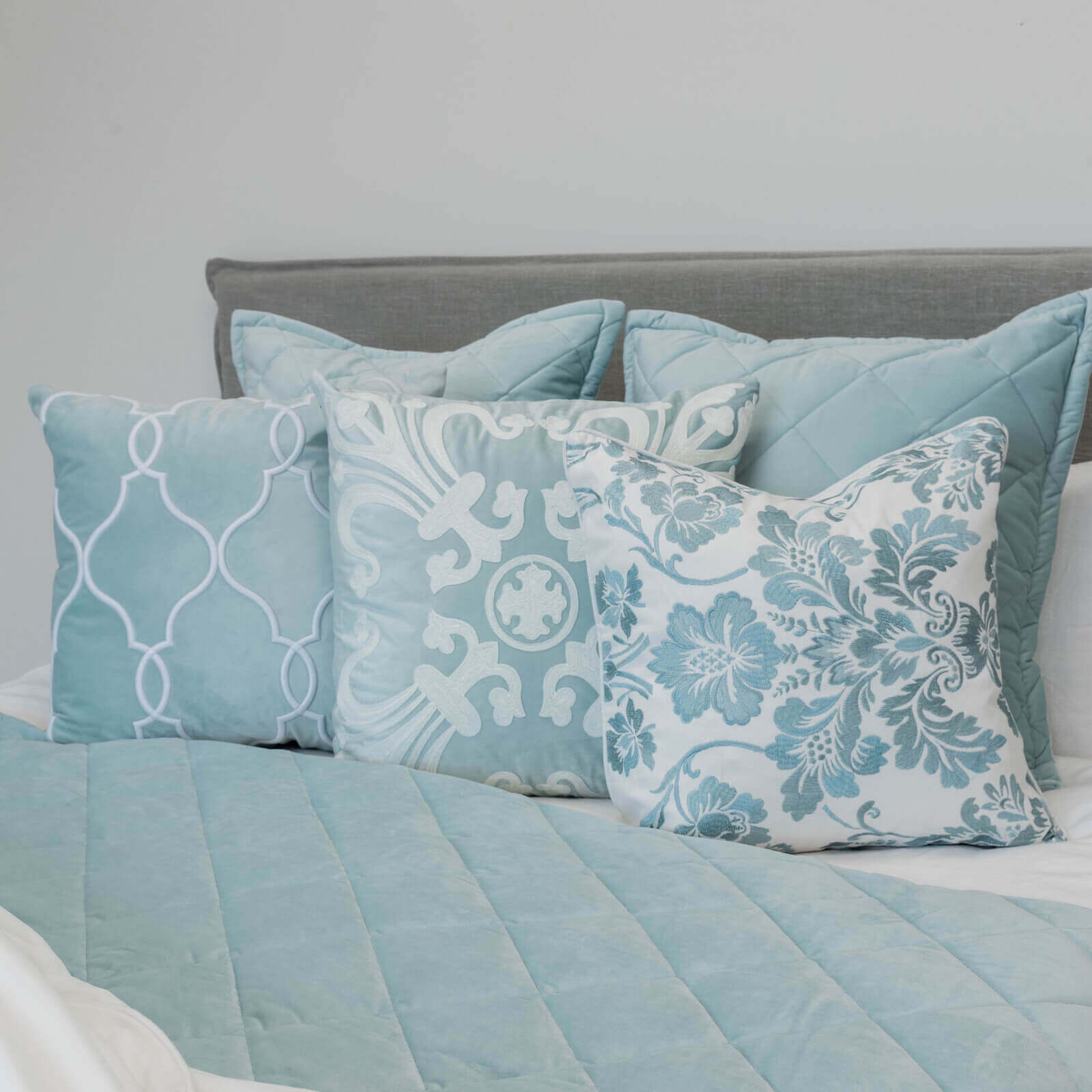 Allure Luxurious Bedding Supreme Comforter - Baby Blue