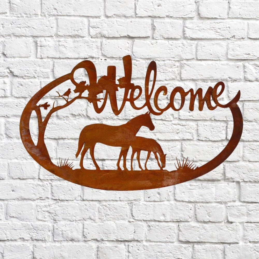 five_cinnamon_Horse Metal Wall Art Welcome Sign 1