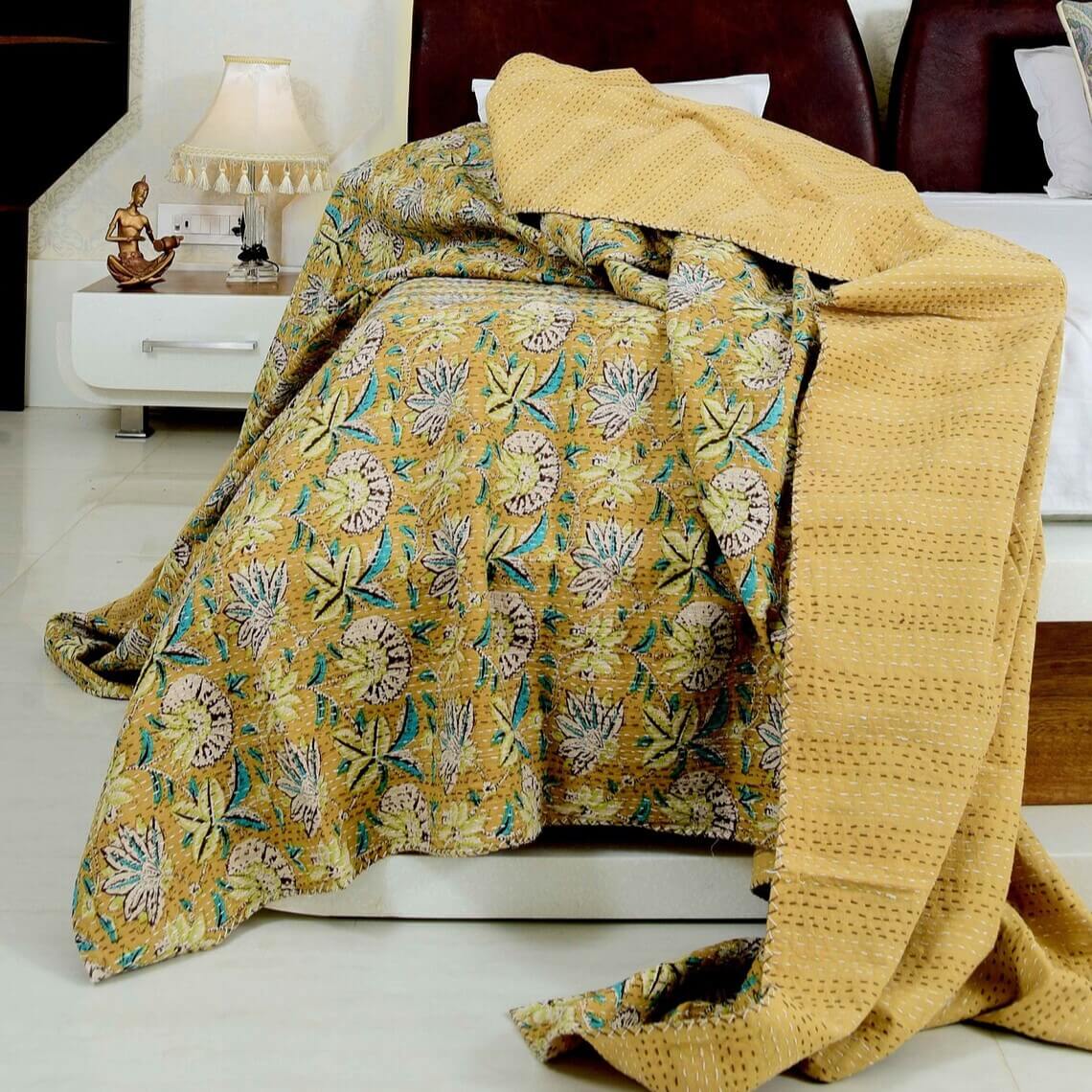 Leaf Patterned Design Reversible Doona - King Size Brown