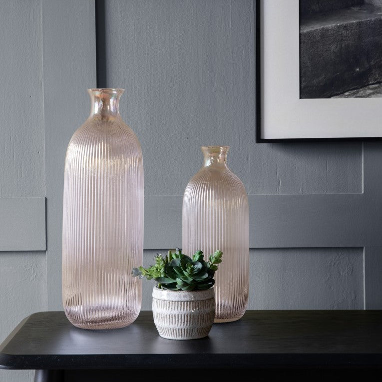 Sparkling Clear Vase with Ribbed Texture (Available in 2 Sizes)