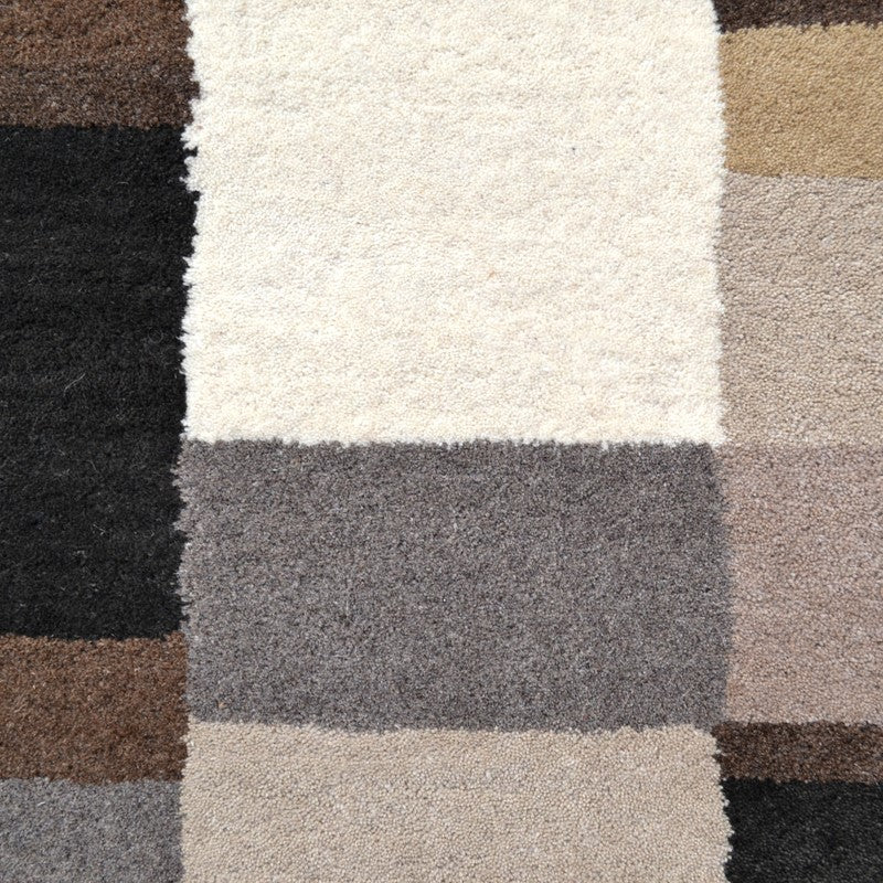 Intense Shades Handmade Woolen Rug