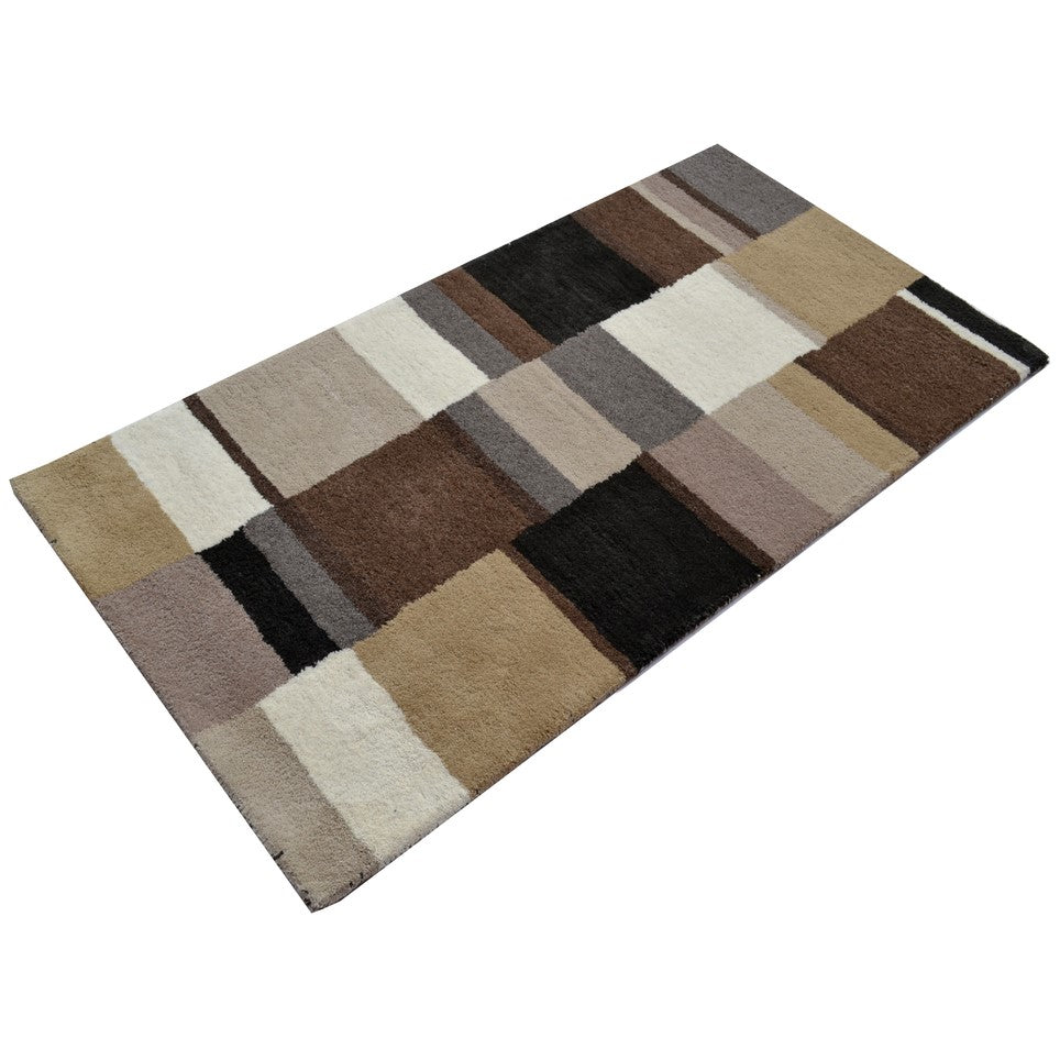 Intense Shades Handmade Woolen Rug