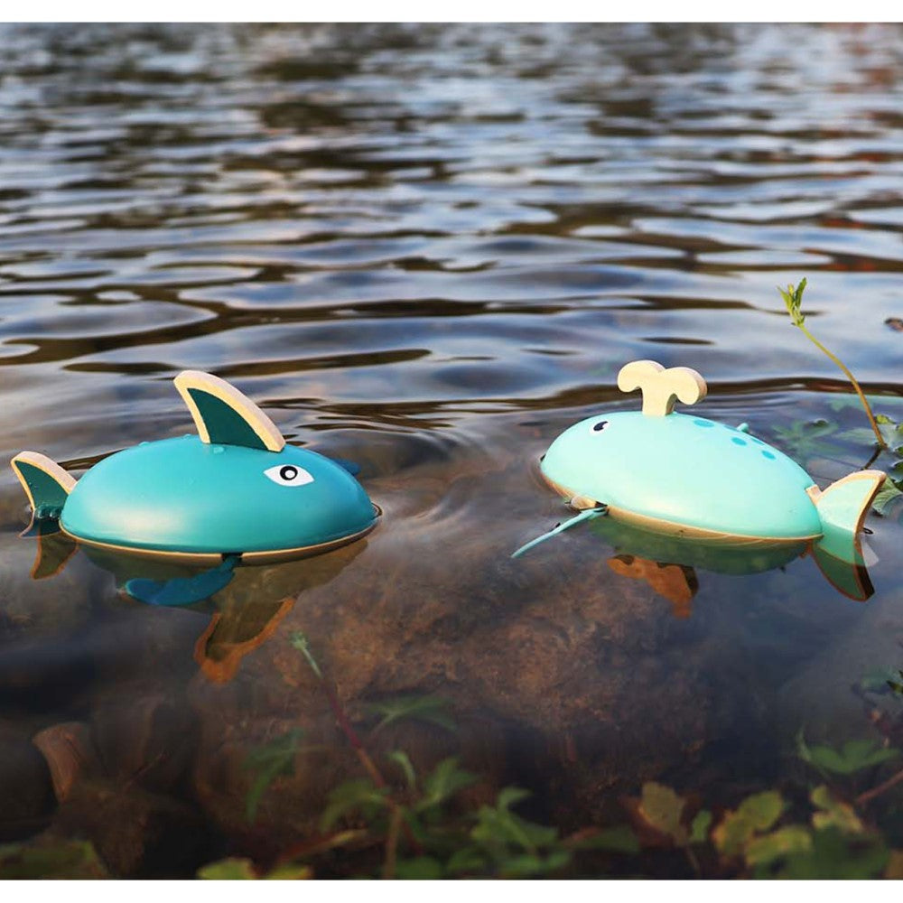 Shark & Whale Water Play Wind Up Toys (Sent At Random)