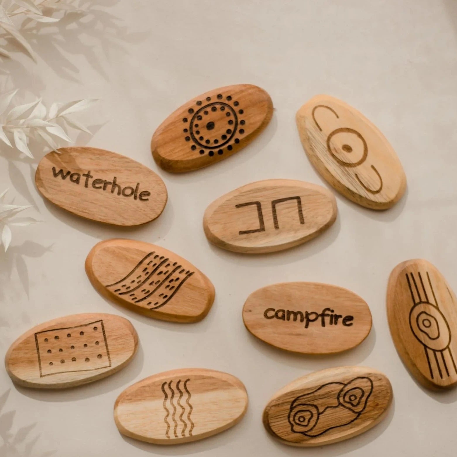 Wooden Animal Footprints & Habitat Set