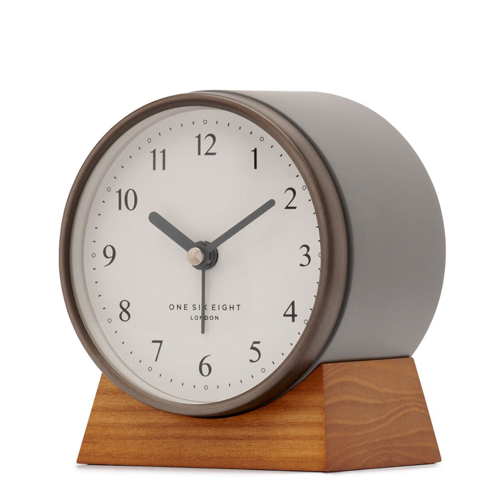 Adorable Wake-Up Alarm Clock (Available In 2 Colors)