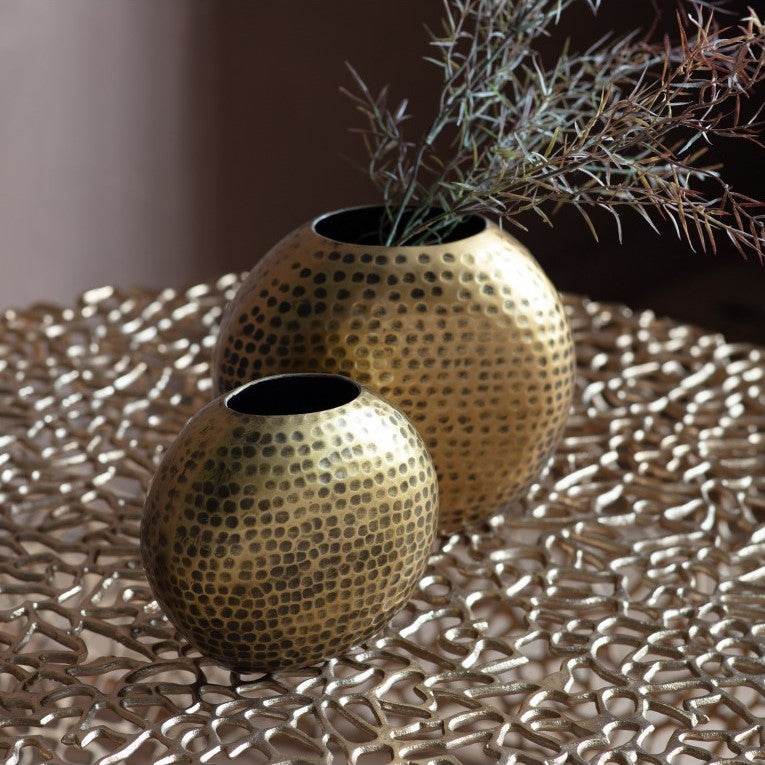 Aged Finish and Textured Surface in Stylish Vase