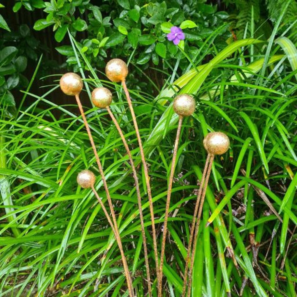 Billy Buttons Kinetic Gold/Rust Balls Garden Decor