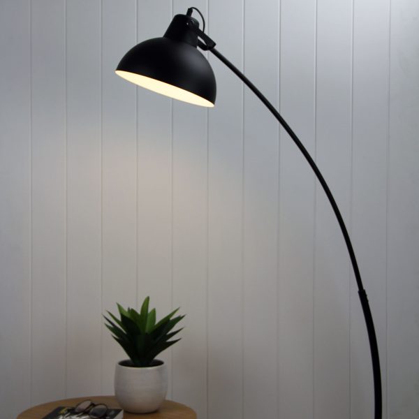 Chic Curved Floor Lamp (Available in 2 Colors)