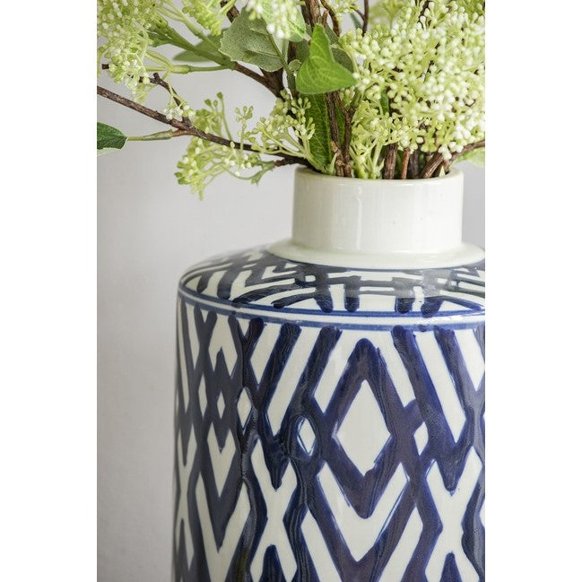 Diamond Pattern Porcelain Jar With Lid