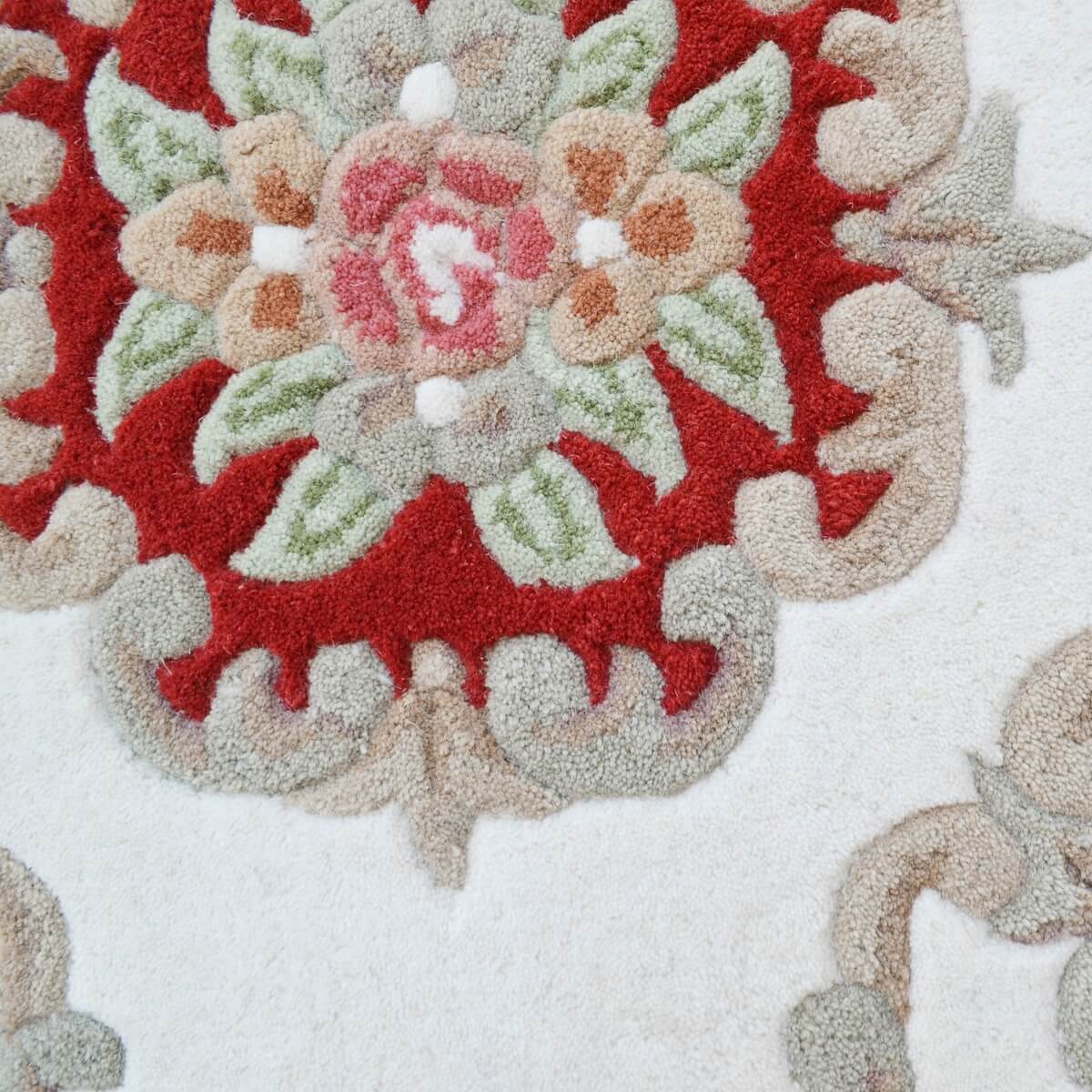 French Floral Handwoven Woolen Rug - Ivory / Red- Round