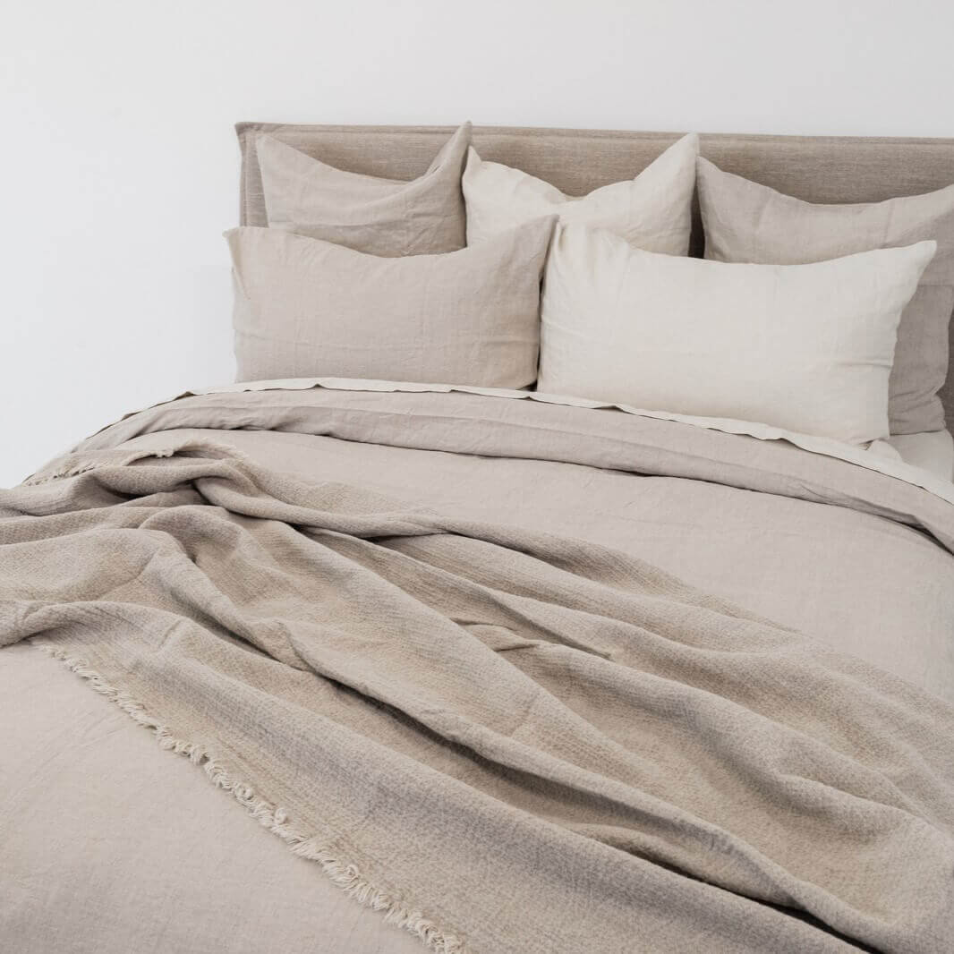 Fringed Elegance Linen Throw - Natural (Available in 2 Sizes)