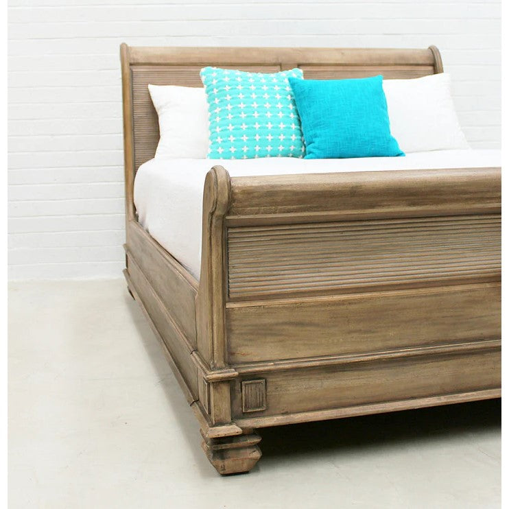 Grand Luxurious King Sleigh Bed - Weathered Oak