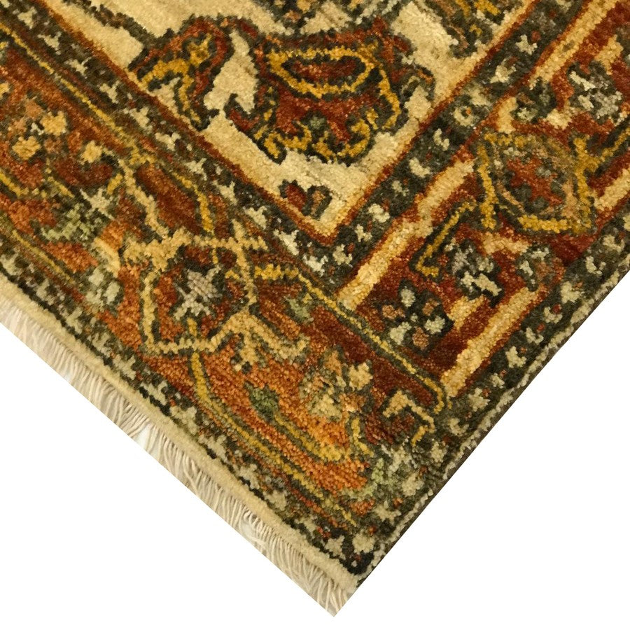 Hand Knotted Traditional Sherapi Wool Rug