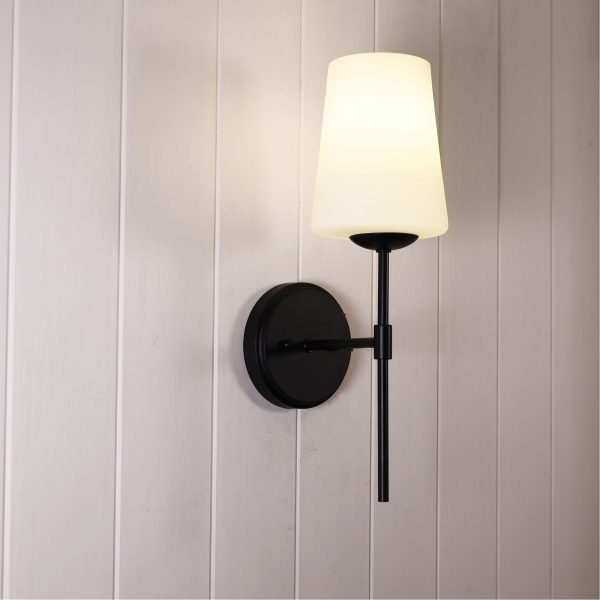 Kinbury Metal Wall Light (Available in 2 Colors)