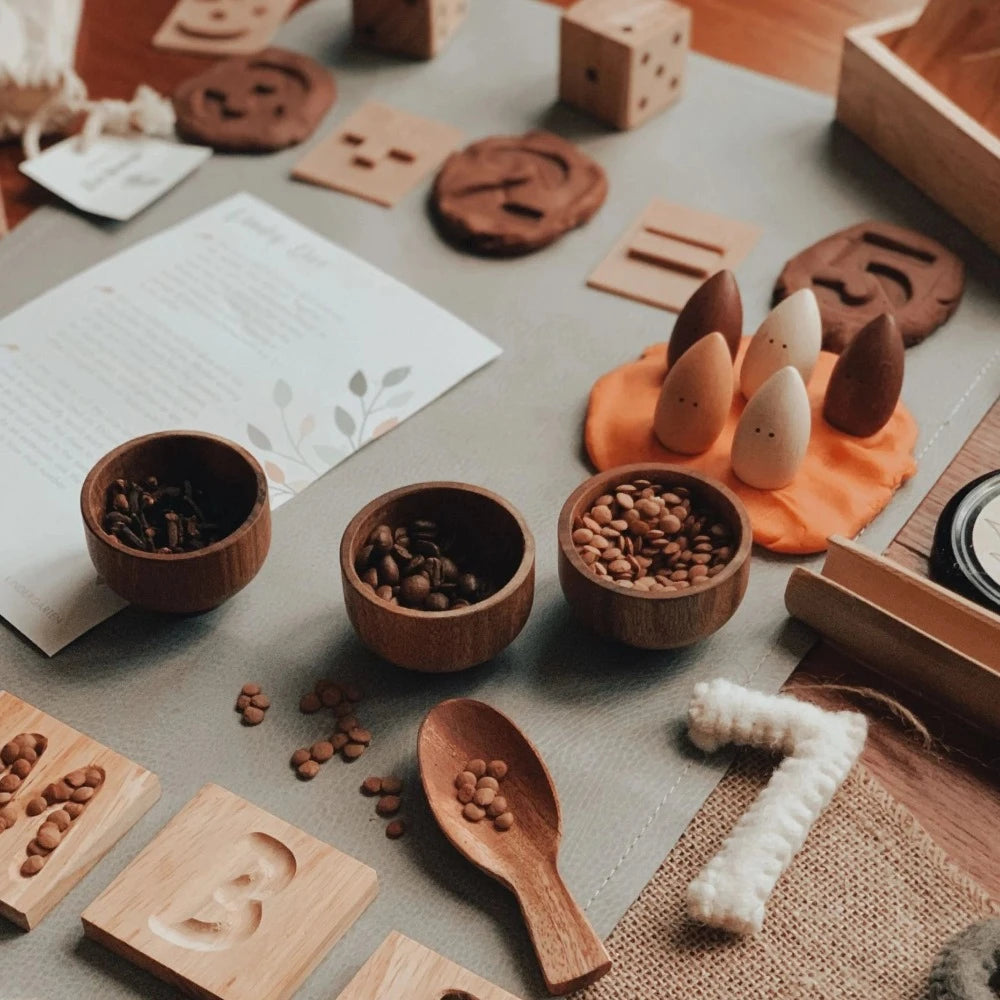 Mini Natural Wooden Bowls - Set of 6