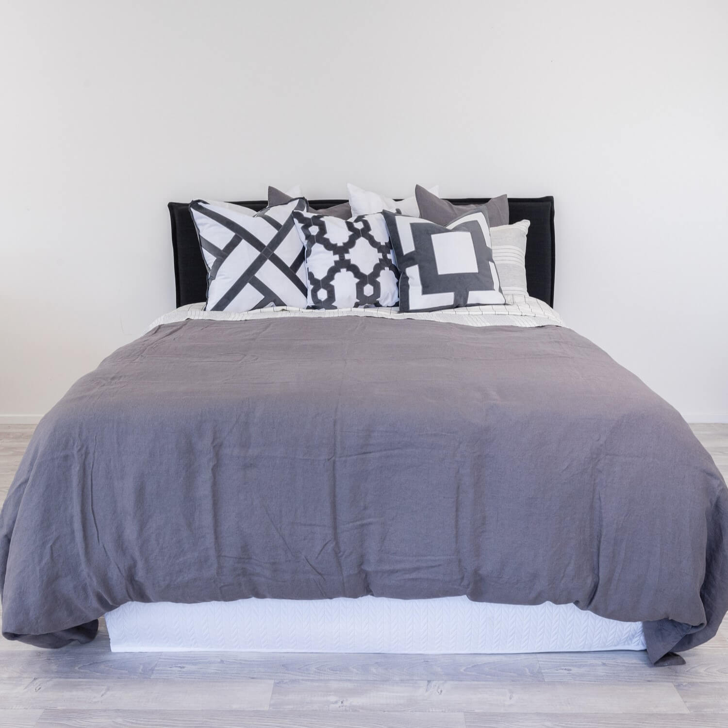 Pure Linen Luxury Doona - Charcoal (Available in 2 Sizes)