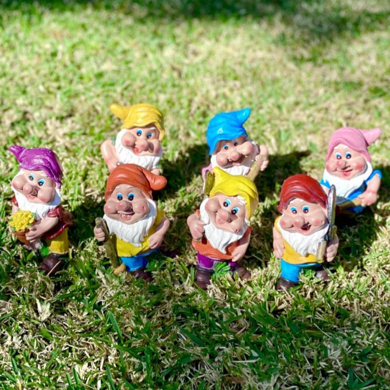 Retreat Garden Decor Set of 2 - Seven Dwarfs & Snow White