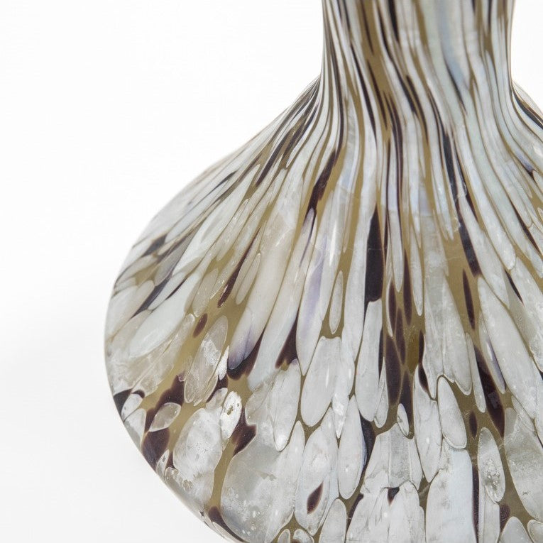 Retro-Inspired Design Stunning Glass Vase