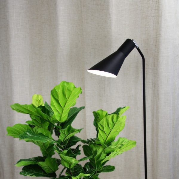 Sleek Thor Metal Floor Lamp (Available in 2 Colors)