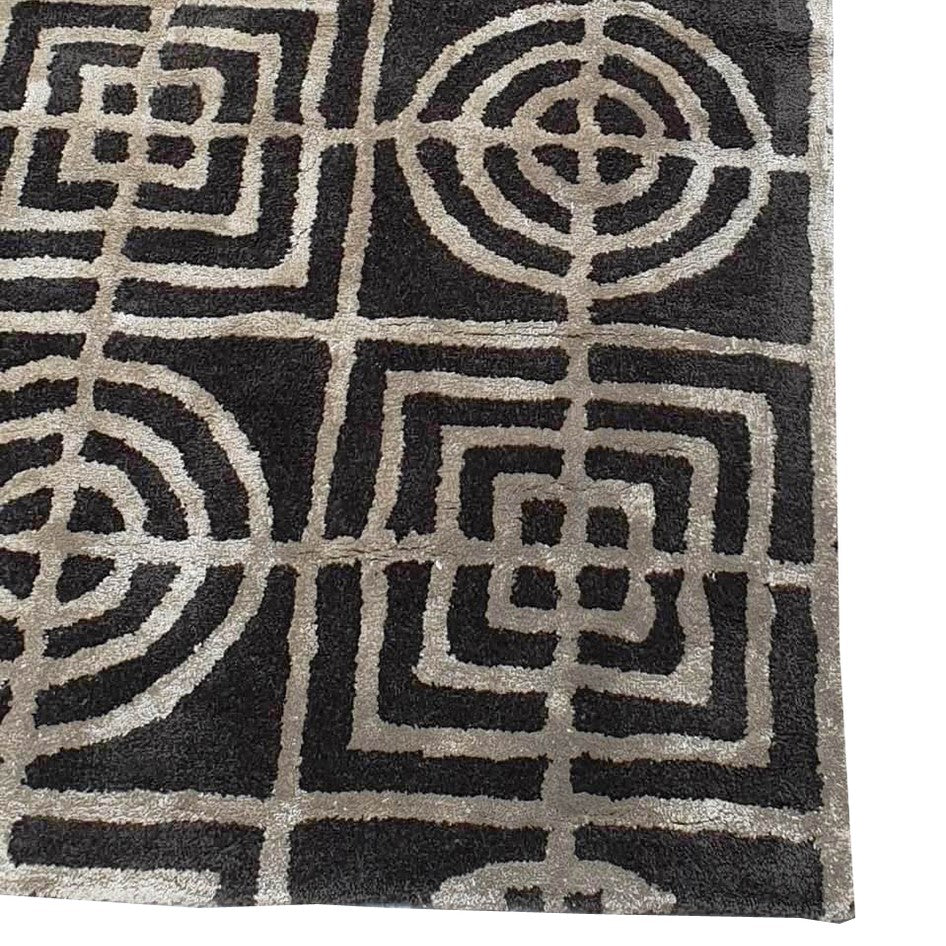 Square & Round Handmade Wool and Viscose Rug