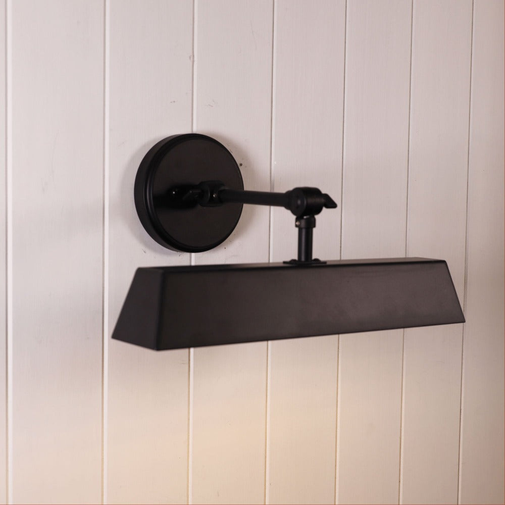 Stylish Metal Wide Wall Light (Available in 2 Colors)