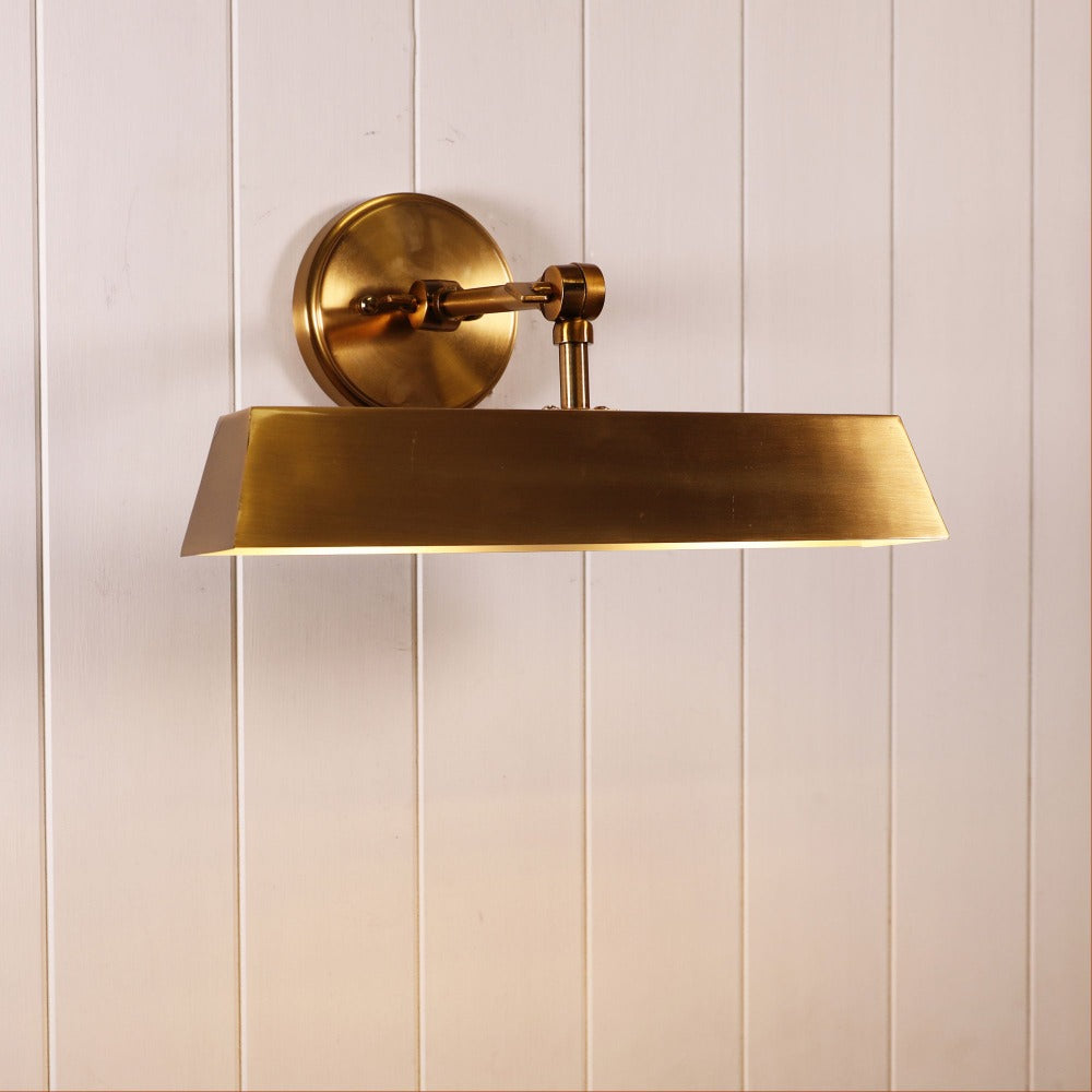 Stylish Metal Wide Wall Light (Available in 2 Colors)