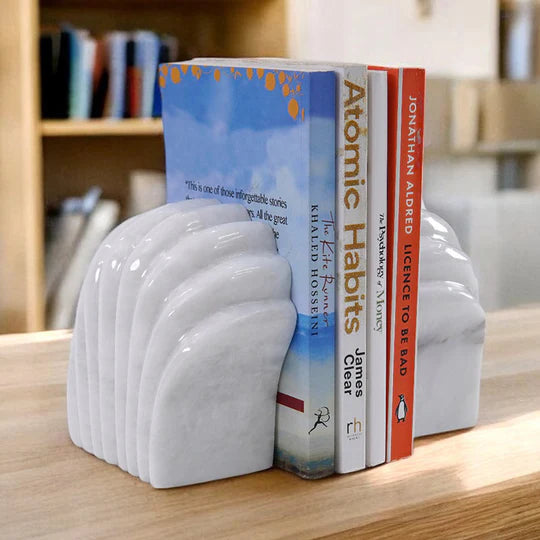 Set of 2 Stylish Shelve Decorative Shell Bookend - White