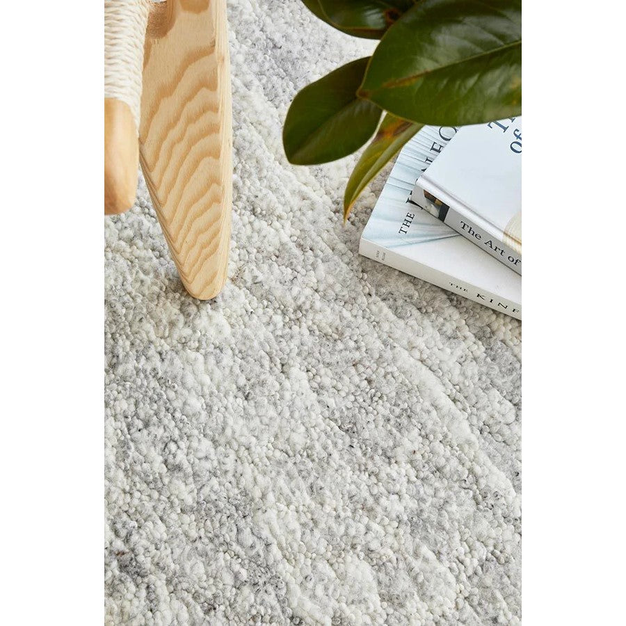 Textured Darren Palmer Travertine Silver Rug - 330 x 240cms