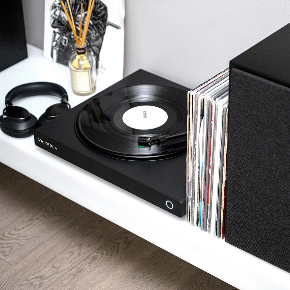 Victrola Hi-Res Onyx INT Turntable + Stand - Natural