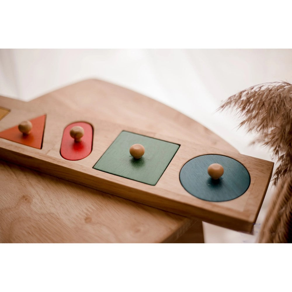 Wooden Giant Shape Knob Puzzle