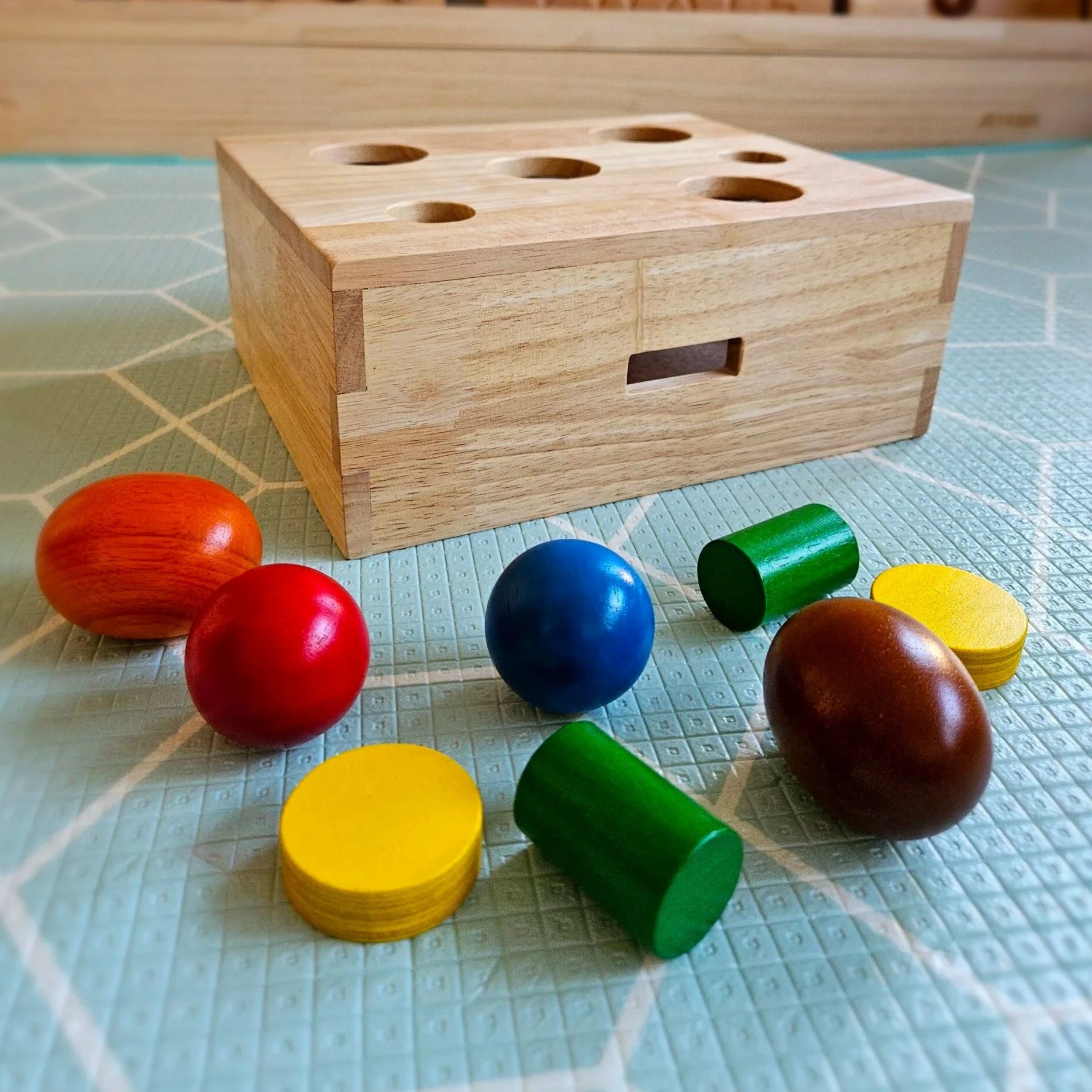 Wooden Peek a Boo Sorting Box