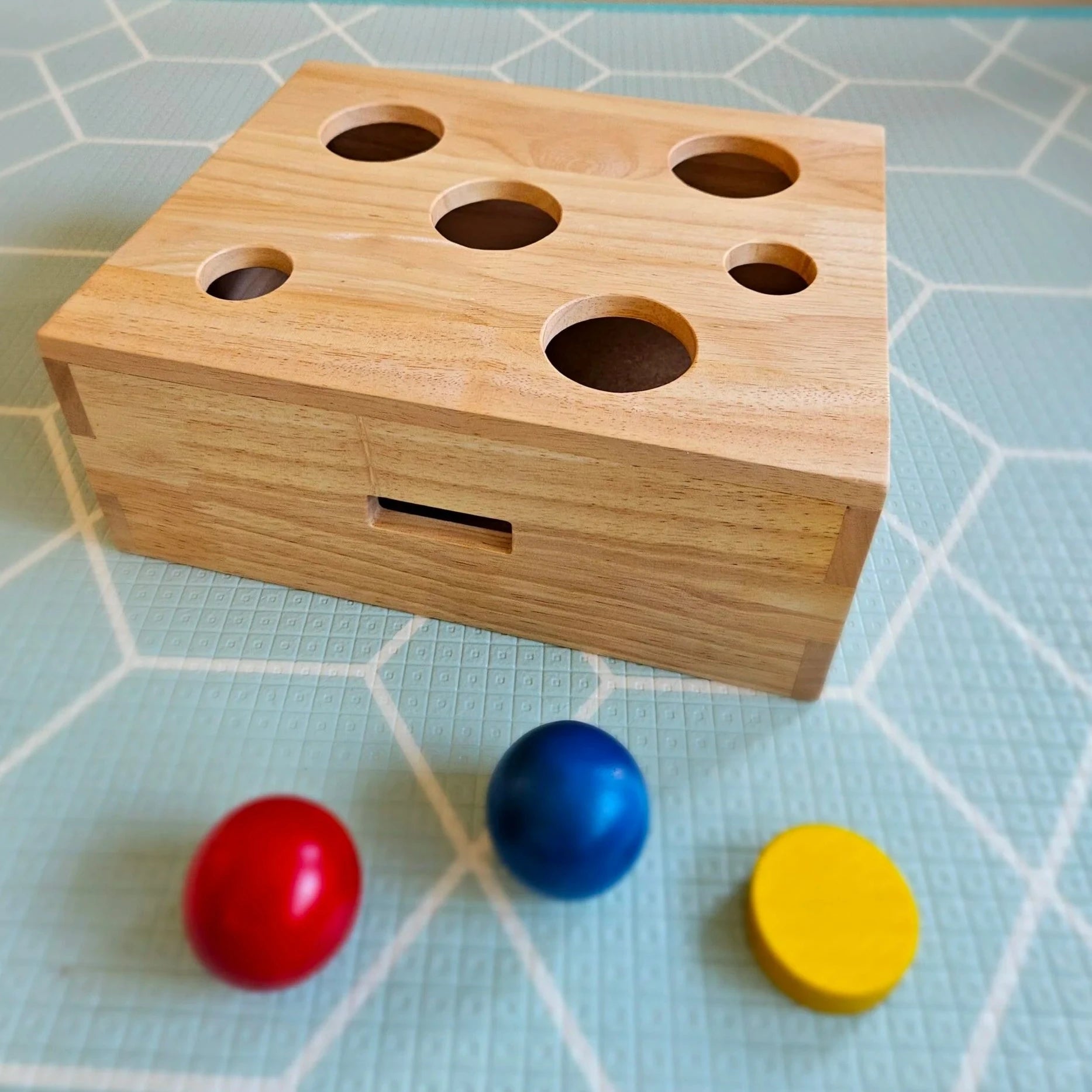 Wooden Peek a Boo Sorting Box