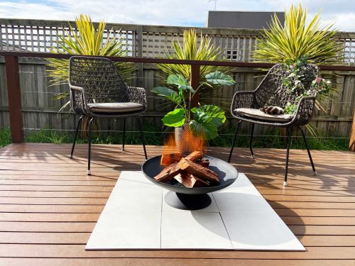 Semicircle Cast Iron Fire Pit (Available in 2 Sizes)