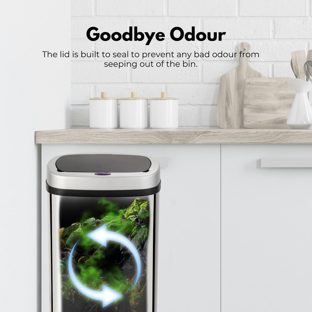 Mirror Oval Silver Sensor Bin - 70L