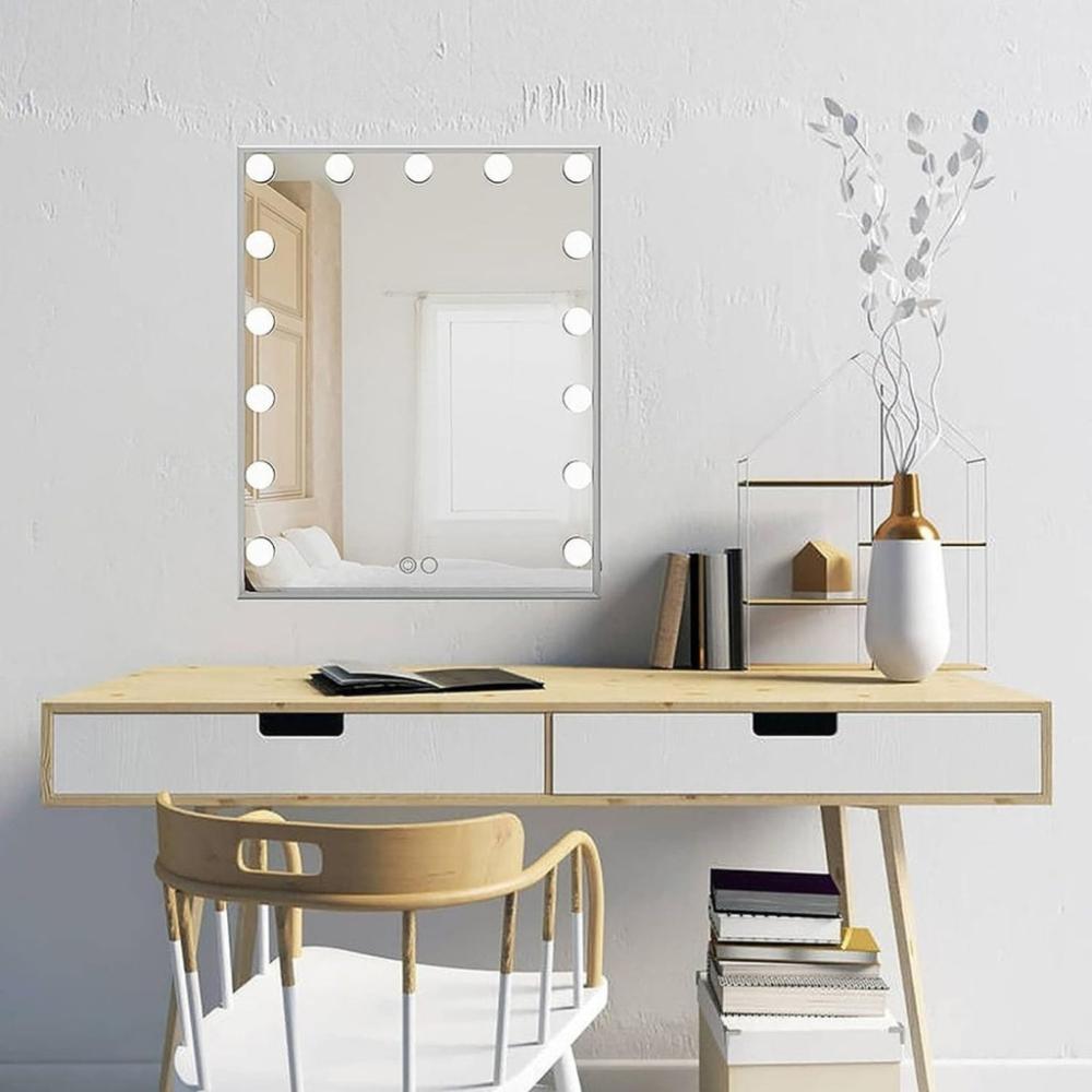 Hollywood Mirror 15 LED 51.2x42cms - Vertical