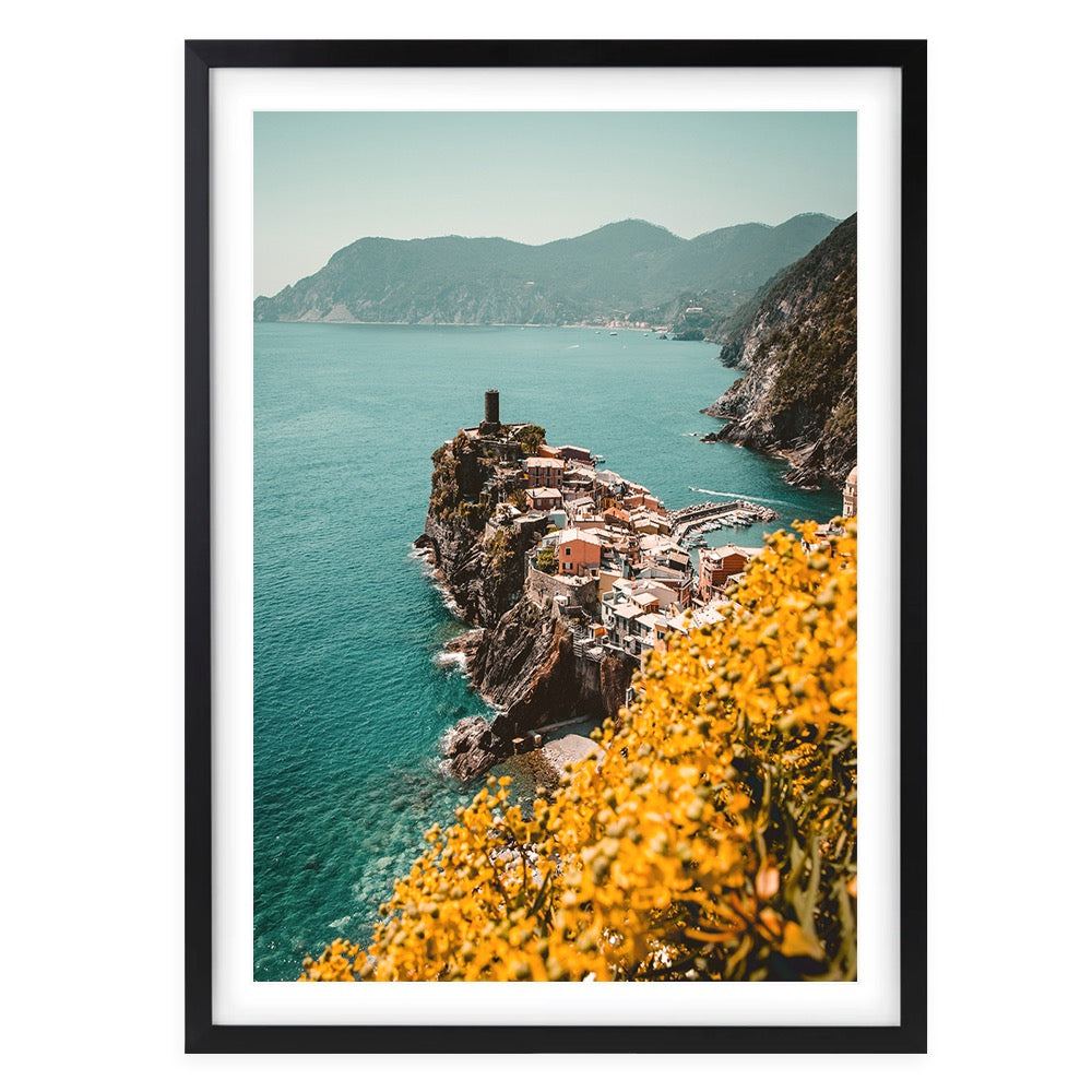 Almalfi Cliff Top Large 105cm x 81cm Framed A1 Art Print