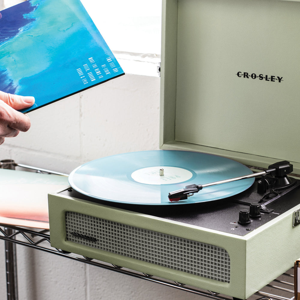 Crosley Voyager Bluetooth Portable Turntable - Sage + Crosley Record Display Stand BUNDLE